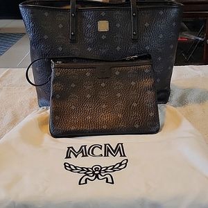 MCM Anya Shopper Top Zip Medium Shopper (Black) Tote Handbags